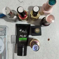 چند دونه لاک ژل و پلی ژل مگنت و و.وسایل کاشت ناخن|آرایشی، بهداشتی، درمانی|دورود, |دیوار