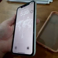 ایفون ۱۱ سفید کم کارکرد