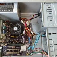 کامپیوتر ۳۸۰۰ با رم ۴ ddr2 هارد ۱۶۰ گرافیک ۵۱۲|رایانه رومیزی|چالوس, |دیوار