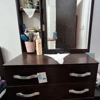 تعدادی وسایل منزل در حد خیلی تمیز