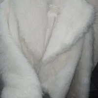 کت پشم سفید