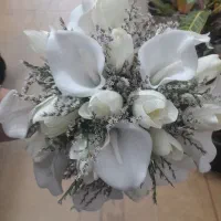 دست گل عروس