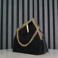 انواع کیف و چمدان در بازار کوثر