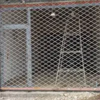 مغازه  ۹۰ متری بر اصلی