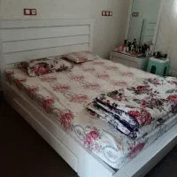 تخت خواب دو نفره