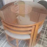 میز نهار خوری .بوفه .جا کفشی .ساعت .میز تلویزیون