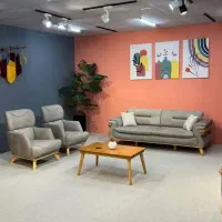 به چند نفر آقا یا خانم ساده جهت فروشندگی