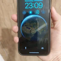 اپل iPhone 11 با حافظهٔ ۱۲۸ گیگابایت