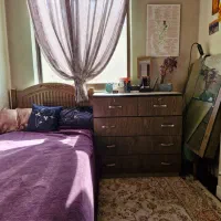 دراور آینه‌دار و تخت یک نفره