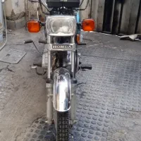 موتور سیکلت هوندا سنددار