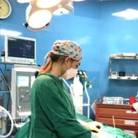 جراح و متخصص زنان/ واکسن/ بارداری / جراحی زیبایی