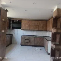 هود کاملا نو و سالم  یک مدت محدود کار کرده