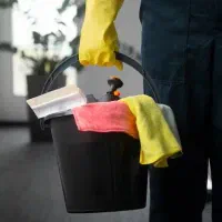 کارگر با سابقه شرکت نظافتی/تخلیه ،راه پله/کنترات