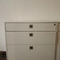 کمد اداری و صندلی ارباب رجوع و میز اداری