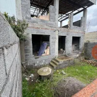 ۱۰۰ متر بنای نیمه کار در زیباکنار