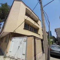 اجاره اداری ۱۱۰ متری در خیابان عطار ۱۰