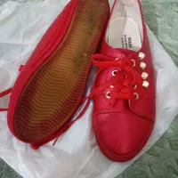 دخترانه|کیف، کفش، کمربند|قم, چهل درخت|دیوار