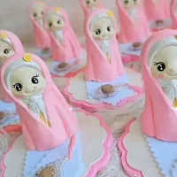 مجسمه و قاب عکس