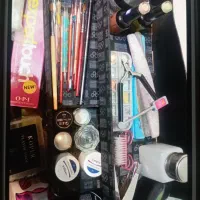 فروش وسایل و دستگاه و لوازم کلی کاشت ناخن|آرایشگاه و سالن‌های زیبایی|دره شهر, |دیوار