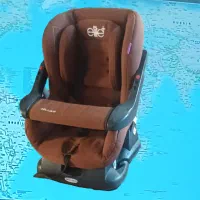 صندلی بچه برای خودرو