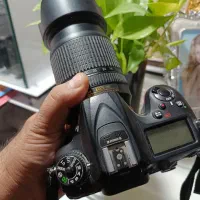دوربین نیکون d7200 در حد نو