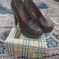 کفش زنانه چرم گلوکانتوس سایز ۳۸