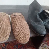 .دو جفت کفش گیوه و قیصری.معاوضه با پرنده|کیف، کفش، کمربند|بردسیر, |دیوار