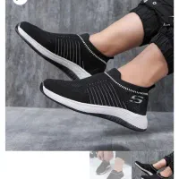 کفش کتونی نو|کیف، کفش، کمربند|قم, باغ کرباسی|دیوار