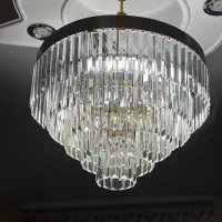 دو عدد لوستر درحد نو مدرن و‌سه عدد دیوار کوب|لوستر و چراغ آویز|تهران, پونک|دیوار