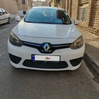 رنو فلوئنس 2015