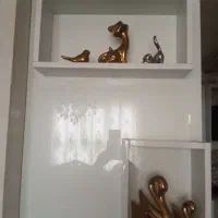 مجسمه طلایی و نقره ای