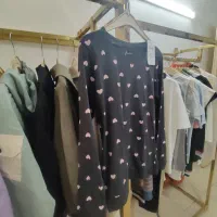 مزون سرخابی  شعبه ۲ پرند میدان استقلال|لباس|پرند, فاز ۲|دیوار