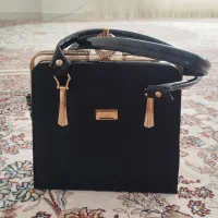 یک عدد کیف مجلسی