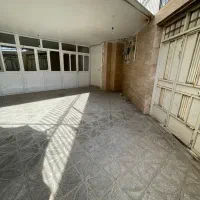 واحد همکف خیابان کاشانی اقبال لاهوری