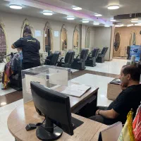 آموزشگاه  آرایشگری  پارسامو در غرب تهران