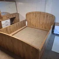 تختخوابmdf جکدار فلزی بالابازشوباعسلی ومیز آرایش