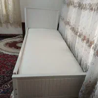تخت تک نفره در حد نو