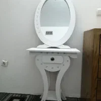 کنسول و آینه