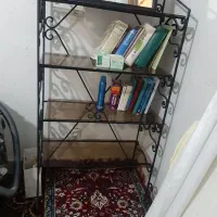 کتابخانه فرفورژه به همراه آئینه و کنسول|کتابخانه، شلف، قفسه‌های دیواری|لوشان, |دیوار