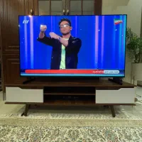 میز تی وی ۶۵ اینچ در حد نو