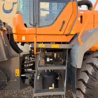 لودر اینساین|خودرو سنگین|تربت‌حیدریه, پائین ولایت|دیوار