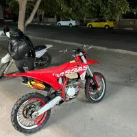 توسن گس گس