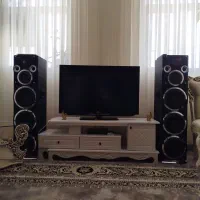 تلوزیون 42اینچ