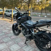 ns 200|موتورسیکلت|قم, نخودی|دیوار