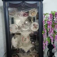 بوفه ویترین چوبی