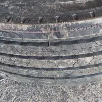 یک جفت لاستیک ۲۲.۵ چینی گل جلو