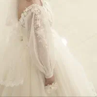 تعدادی لباس عروس نو و در حد نو با کیفیت