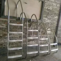 نردبان استخری مدل ساده