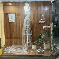 ویترین چوبی در حد نو