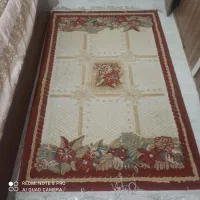 یک قالیچه دستباف و یک ماشینی|فرش|مشهد, هفت تیر (آب و برق)|دیوار